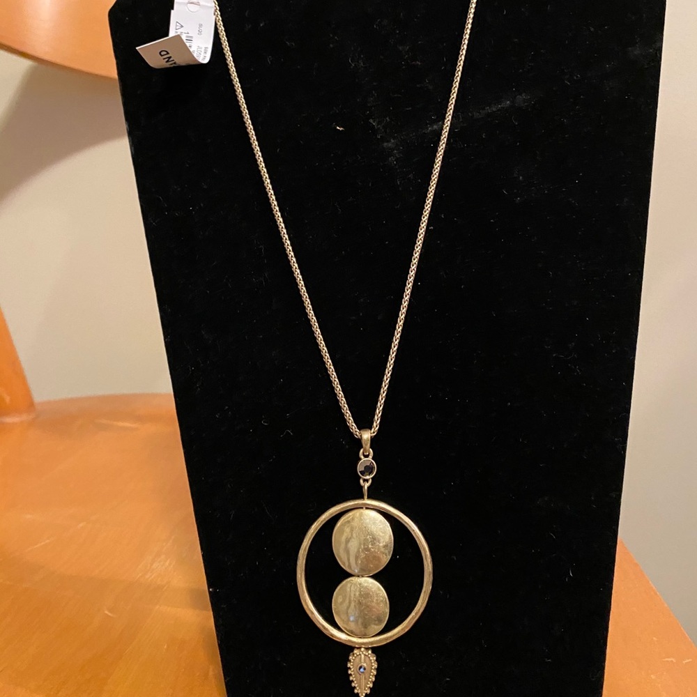 NWT Lucky Brand necklace pendant